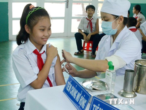 Tiêm vắcxin sởi - rubella khống chế được bệnh sởi 